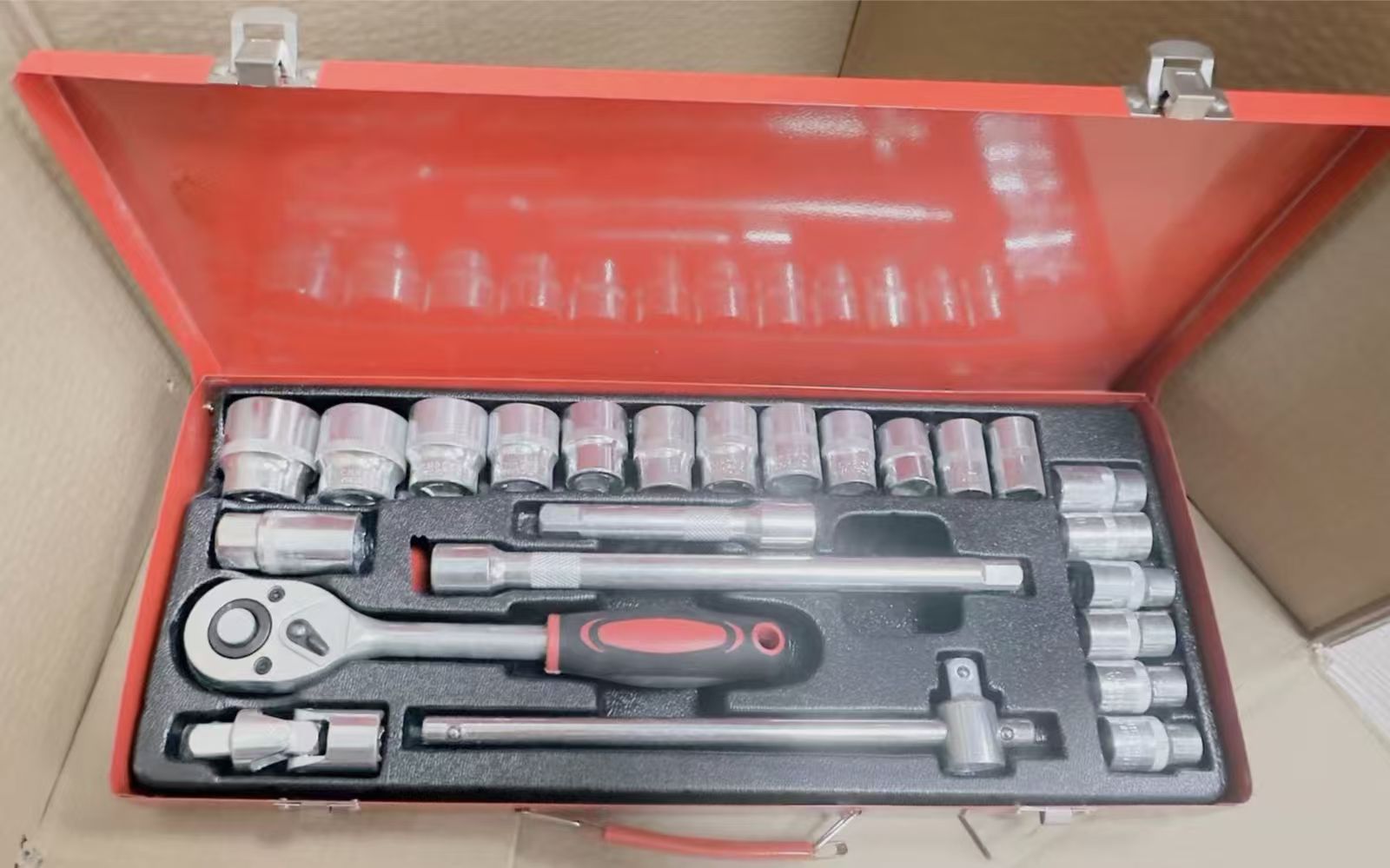 24-Piece 1/2" Drive Socket Set – Professional Hand Tool Kit