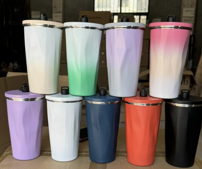 Diamond Pattern Coffee Cup
